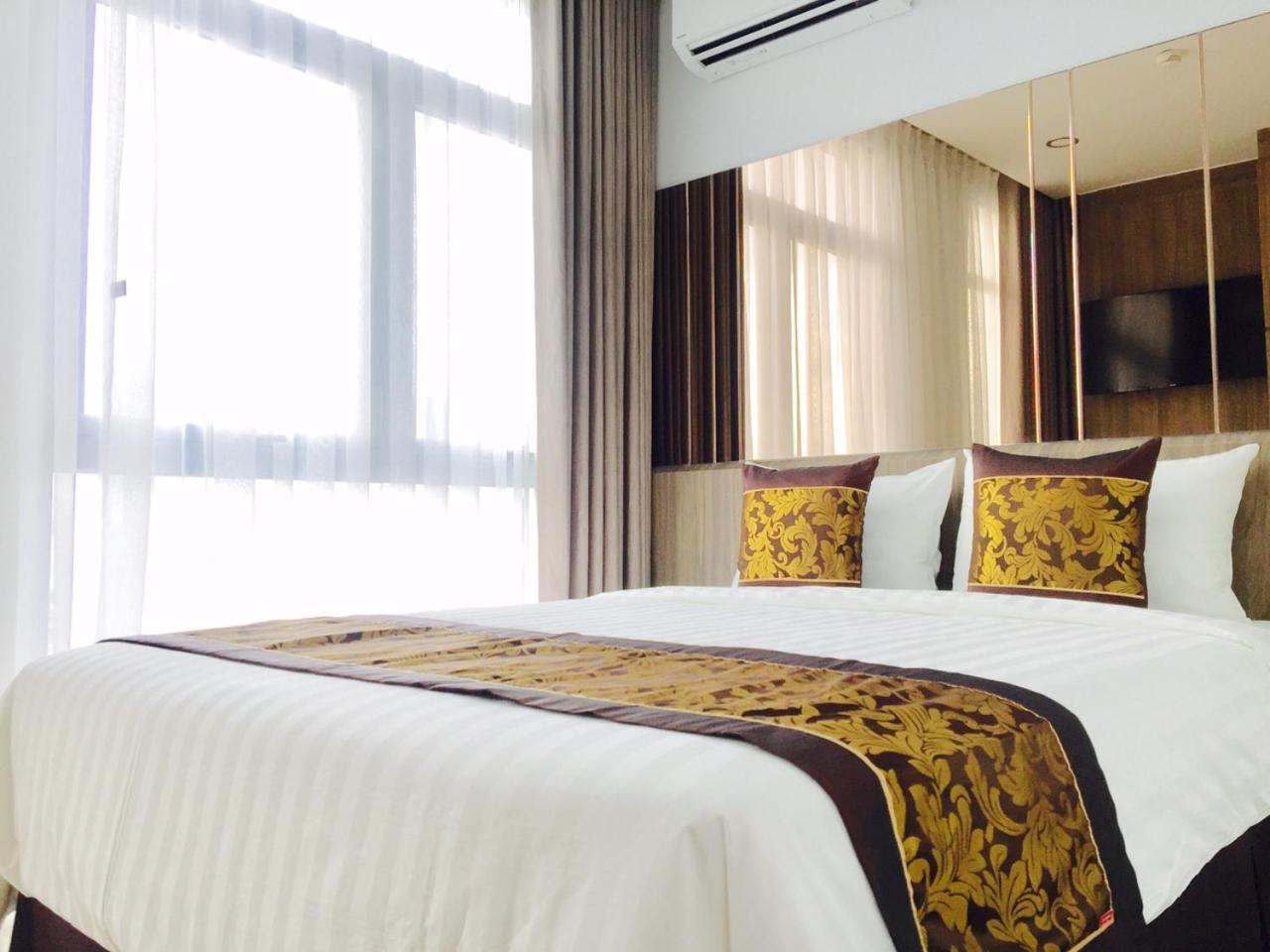 Suite Gia Đình Superior Có Ban Công